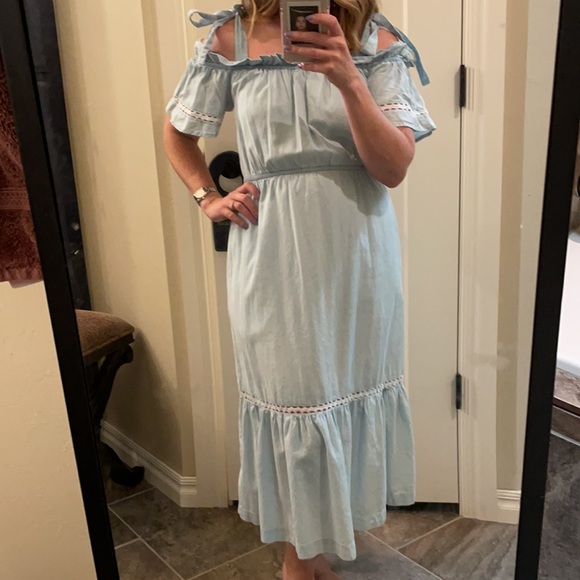 BCBGeneration Dresses & Skirts - BCBGeneration Chambray Dress